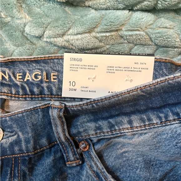 American Eagle Outfitters Blue Flare & Wide Leg Jeans - Picture 2 of 4